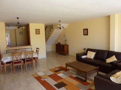 Townhome&nbsp;with&nbsp;3&nbsp;bedroom&nbsp;in&nbsp;town&nbsp;126955