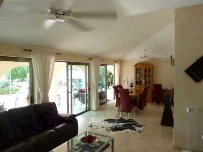 Villa&nbsp;for&nbsp;sale&nbsp;in&nbsp;town,&nbsp;Spain&nbsp;126987
