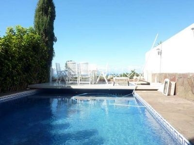 Villa&nbsp;for&nbsp;sale&nbsp;in&nbsp;town,&nbsp;Spain&nbsp;127009