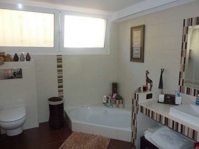 Villa&nbsp;with&nbsp;4&nbsp;bedroom&nbsp;in&nbsp;town,&nbsp;Spain&nbsp;127020