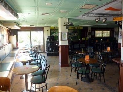 Commercial&nbsp;with&nbsp;3&nbsp;bedroom&nbsp;in&nbsp;town&nbsp;127033