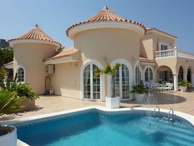 Villa&nbsp;for&nbsp;sale&nbsp;in&nbsp;town&nbsp;127063