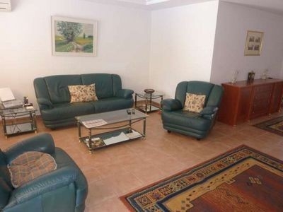 Townhome&nbsp;with&nbsp;3&nbsp;bedroom&nbsp;in&nbsp;town&nbsp;127122