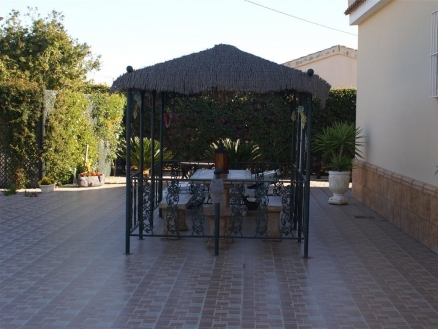 San&nbsp;Bartolome&nbsp;property:&nbsp;Alicante&nbsp;property&nbsp;|&nbsp;3&nbsp;bedroom&nbsp;Villa&nbsp;127295
