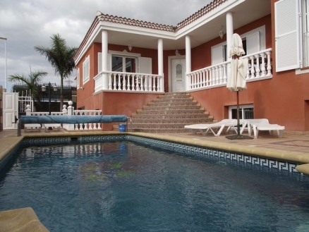 Villa&nbsp;for&nbsp;sale&nbsp;in&nbsp;town&nbsp;127301