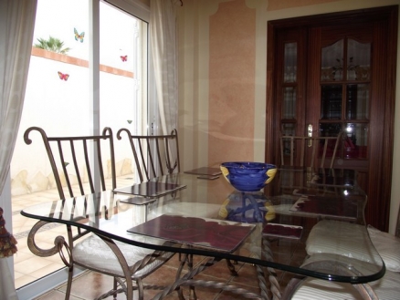 Villa&nbsp;with&nbsp;3&nbsp;bedroom&nbsp;in&nbsp;town&nbsp;127301