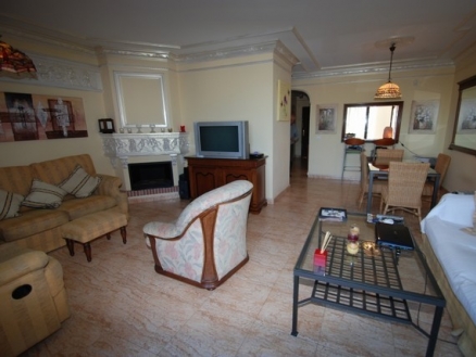 La&nbsp;Cala&nbsp;De&nbsp;Mijas&nbsp;property:&nbsp;Townhome&nbsp;for&nbsp;sale&nbsp;in&nbsp;La&nbsp;Cala&nbsp;De&nbsp;Mijas,&nbsp;Spain&nbsp;127362