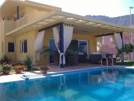 Villa&nbsp;for&nbsp;sale&nbsp;in&nbsp;town&nbsp;127604