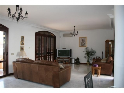 Villa&nbsp;with&nbsp;4&nbsp;bedroom&nbsp;in&nbsp;town&nbsp;127618