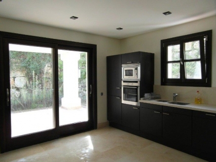 Las&nbsp;Brisas&nbsp;property:&nbsp;Malaga&nbsp;property&nbsp;|&nbsp;5&nbsp;bedroom&nbsp;Villa&nbsp;127916