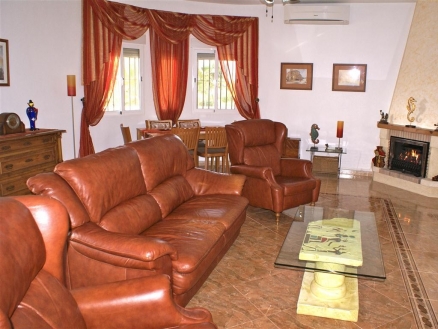 Catral&nbsp;property:&nbsp;Catral&nbsp;Villa&nbsp;127926