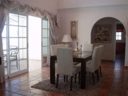 Villa&nbsp;for&nbsp;sale&nbsp;in&nbsp;town,&nbsp;Tenerife&nbsp;128310