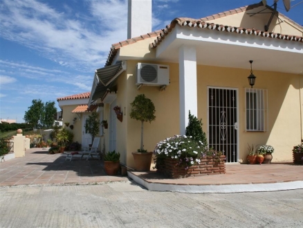 Alhaurin&nbsp;De&nbsp;La&nbsp;Torre&nbsp;property:&nbsp;Villa&nbsp;for&nbsp;sale&nbsp;in&nbsp;Alhaurin&nbsp;De&nbsp;La&nbsp;Torre,&nbsp;Malaga&nbsp;128367