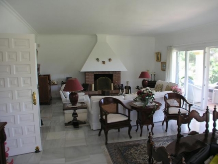 Villa&nbsp;for&nbsp;sale&nbsp;in&nbsp;town,&nbsp;Spain&nbsp;128543