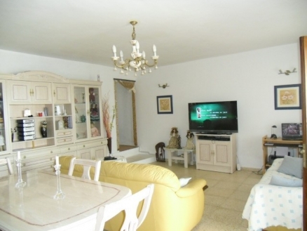 Tenerife&nbsp;property&nbsp;|&nbsp;4&nbsp;bedroom&nbsp;Villa&nbsp;128677