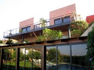 Villa&nbsp;for&nbsp;sale&nbsp;in&nbsp;town,&nbsp;Spain&nbsp;128701