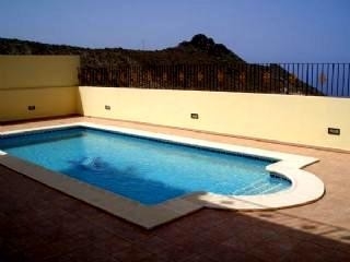Villa&nbsp;with&nbsp;4&nbsp;bedroom&nbsp;in&nbsp;town,&nbsp;Spain&nbsp;129181