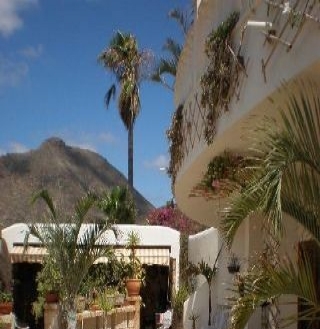 Villa&nbsp;for&nbsp;sale&nbsp;in&nbsp;town,&nbsp;Spain&nbsp;129259