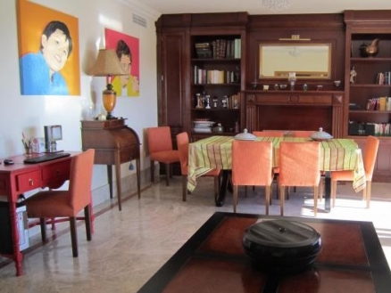 Villa&nbsp;with&nbsp;3&nbsp;bedroom&nbsp;in&nbsp;town&nbsp;130608