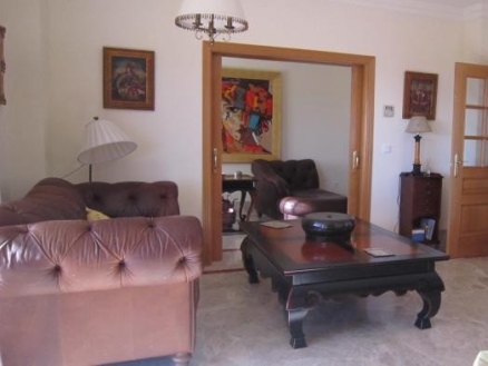 Villa&nbsp;for&nbsp;sale&nbsp;in&nbsp;town,&nbsp;Malaga&nbsp;130608