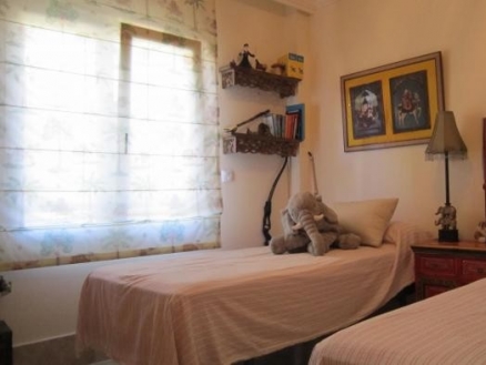 Malaga&nbsp;property&nbsp;|&nbsp;3&nbsp;bedroom&nbsp;Villa&nbsp;130608