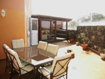 Villa&nbsp;with&nbsp;4&nbsp;bedroom&nbsp;in&nbsp;town&nbsp;130609