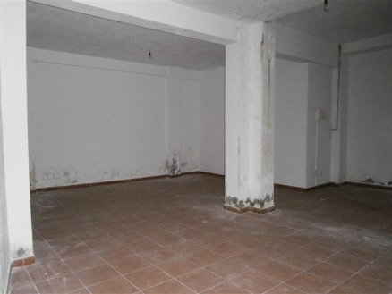 San&nbsp;Pedro&nbsp;de&nbsp;Alcantara&nbsp;property:&nbsp;Commercial&nbsp;with&nbsp;bedroom&nbsp;in&nbsp;San&nbsp;Pedro&nbsp;de&nbsp;Alcantara&nbsp;130959