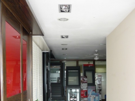 Commercial&nbsp;for&nbsp;sale&nbsp;in&nbsp;town,&nbsp;Malaga&nbsp;131001