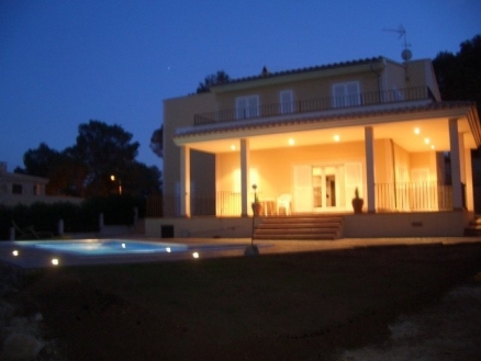 Villa&nbsp;for&nbsp;sale&nbsp;in&nbsp;town&nbsp;131265