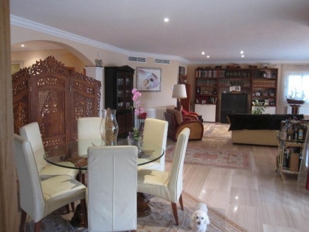 Villa&nbsp;with&nbsp;5&nbsp;bedroom&nbsp;in&nbsp;town&nbsp;131330