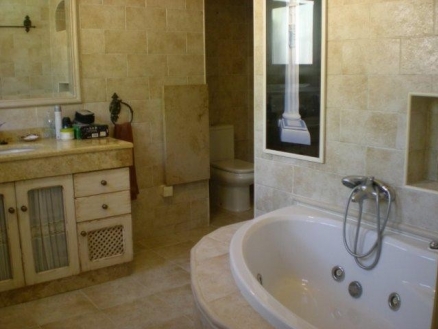 San&nbsp;Pedro&nbsp;de&nbsp;Alcantara&nbsp;property:&nbsp;Malaga&nbsp;Villa&nbsp;133863