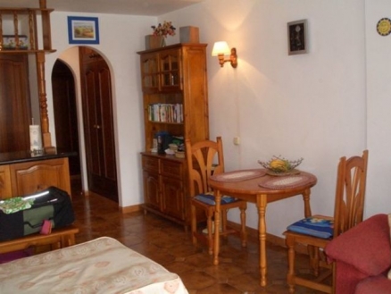 Apartment&nbsp;with&nbsp;bedroom&nbsp;in&nbsp;town,&nbsp;Spain&nbsp;134021