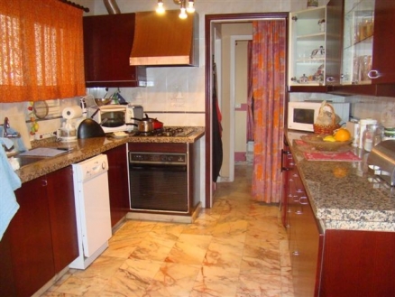 Villa&nbsp;for&nbsp;sale&nbsp;in&nbsp;town,&nbsp;Spain&nbsp;135764