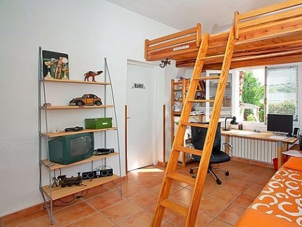 Villa&nbsp;for&nbsp;sale&nbsp;in&nbsp;town,&nbsp;Spain&nbsp;135876