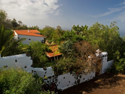 Villa&nbsp;for&nbsp;sale&nbsp;in&nbsp;town,&nbsp;Spain&nbsp;135877