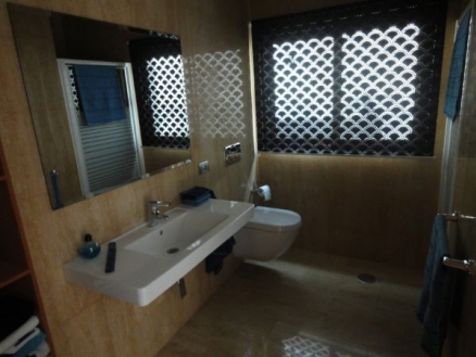 Villa&nbsp;for&nbsp;sale&nbsp;in&nbsp;town,&nbsp;Tenerife&nbsp;136021