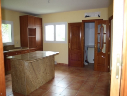 Villa&nbsp;for&nbsp;sale&nbsp;in&nbsp;town,&nbsp;Spain&nbsp;136068