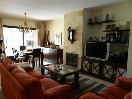San&nbsp;Pedro&nbsp;de&nbsp;Alcantara&nbsp;property:&nbsp;Townhome&nbsp;with&nbsp;4&nbsp;bedroom&nbsp;in&nbsp;San&nbsp;Pedro&nbsp;de&nbsp;Alcantara&nbsp;136295