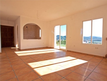 Vinuela&nbsp;property:&nbsp;Villa&nbsp;for&nbsp;sale&nbsp;in&nbsp;Vinuela,&nbsp;Spain&nbsp;136521