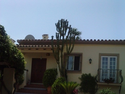 Villa&nbsp;for&nbsp;sale&nbsp;in&nbsp;town&nbsp;137650