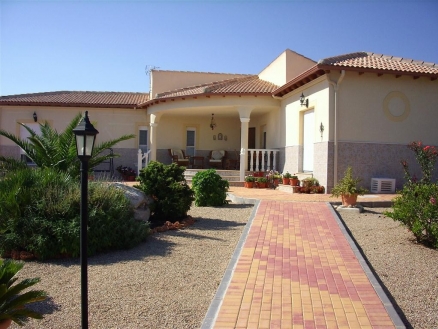 Villa&nbsp;for&nbsp;sale&nbsp;in&nbsp;town&nbsp;139341