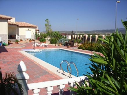 Villa&nbsp;with&nbsp;3&nbsp;bedroom&nbsp;in&nbsp;town&nbsp;139341