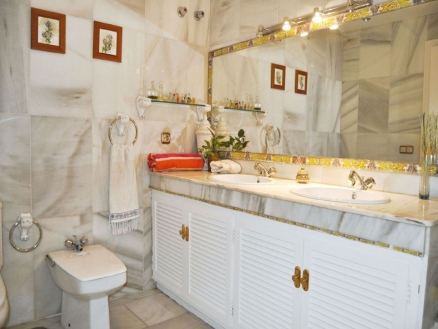 New&nbsp;Golden&nbsp;Mile&nbsp;property:&nbsp;New&nbsp;Golden&nbsp;Mile&nbsp;Villa&nbsp;139898