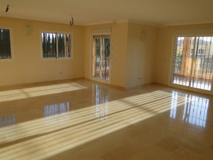 Riviera&nbsp;del&nbsp;Sol&nbsp;property:&nbsp;Malaga&nbsp;property&nbsp;|&nbsp;4&nbsp;bedroom&nbsp;Villa&nbsp;140260