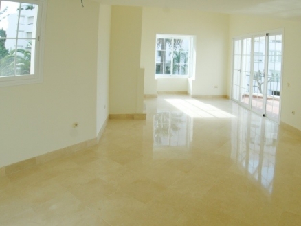 Guadalmina&nbsp;Alta&nbsp;property:&nbsp;Apartment&nbsp;with&nbsp;4&nbsp;bedroom&nbsp;in&nbsp;Guadalmina&nbsp;Alta,&nbsp;Spain&nbsp;140571