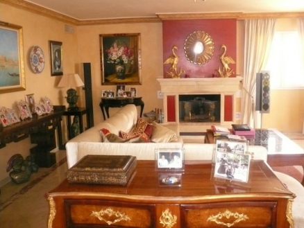 Sierra&nbsp;Blanca&nbsp;property:&nbsp;Apartment&nbsp;for&nbsp;sale&nbsp;in&nbsp;Sierra&nbsp;Blanca,&nbsp;Malaga&nbsp;141518