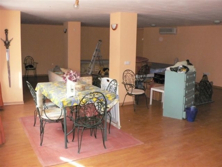 Townhome&nbsp;for&nbsp;sale&nbsp;in&nbsp;town,&nbsp;Malaga&nbsp;141887