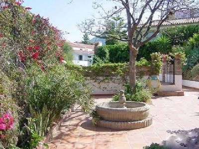Malaga&nbsp;property:&nbsp;Malaga&nbsp;property&nbsp;|&nbsp;4&nbsp;bedroom&nbsp;Villa&nbsp;142170