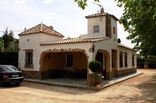 Villa&nbsp;for&nbsp;sale&nbsp;in&nbsp;town&nbsp;142424
