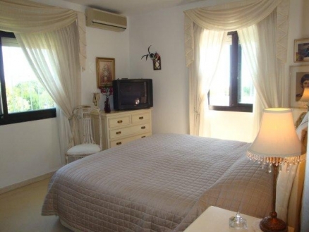 Manilva&nbsp;property:&nbsp;Villa&nbsp;with&nbsp;4&nbsp;bedroom&nbsp;in&nbsp;Manilva,&nbsp;Spain&nbsp;142653